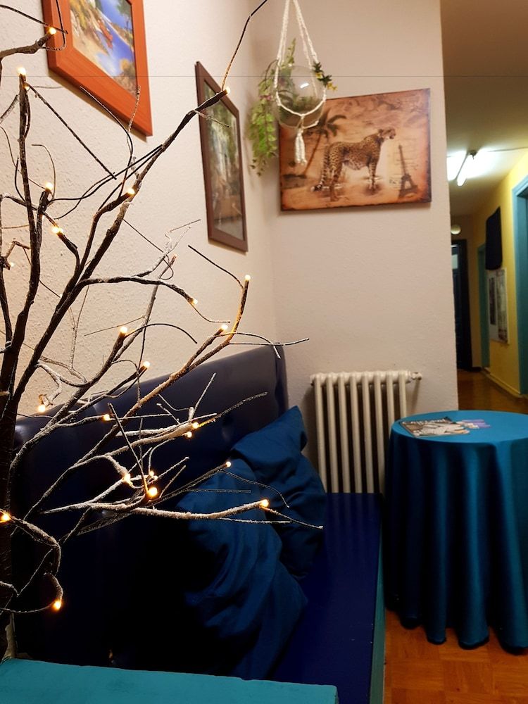 Hostal Padre Isla 1 2