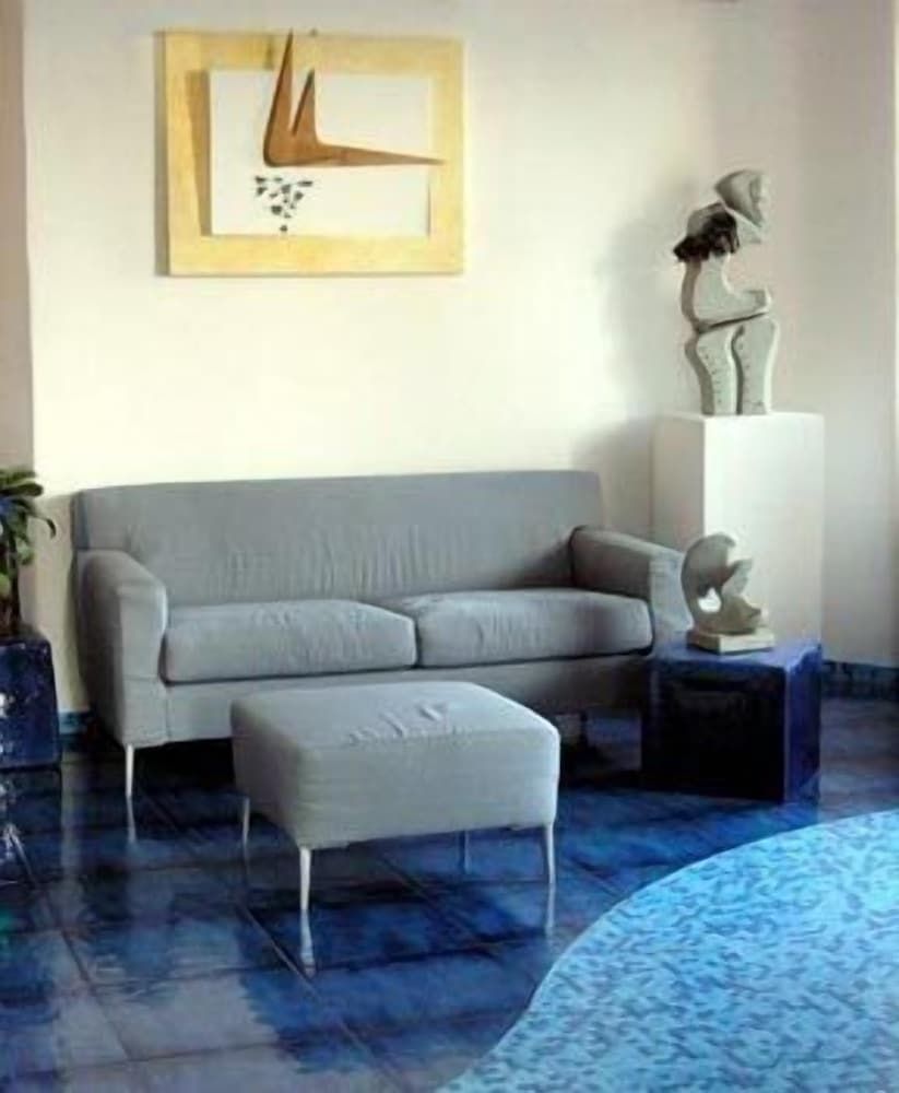 BUE MARINO HOTEL & COCKTAIL BAR 3