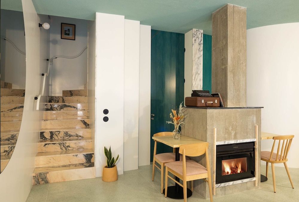 Covelo - The Original Rooms and Suites 3