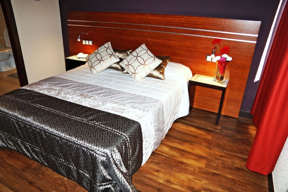 Motel Los Abedules 3