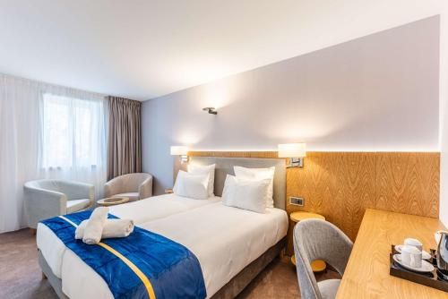 Brit Hotel Privilège Paris Rosny-sous-Bois 2