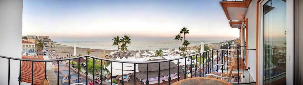 Playa Miguel Beach Club & Aparthotel 3