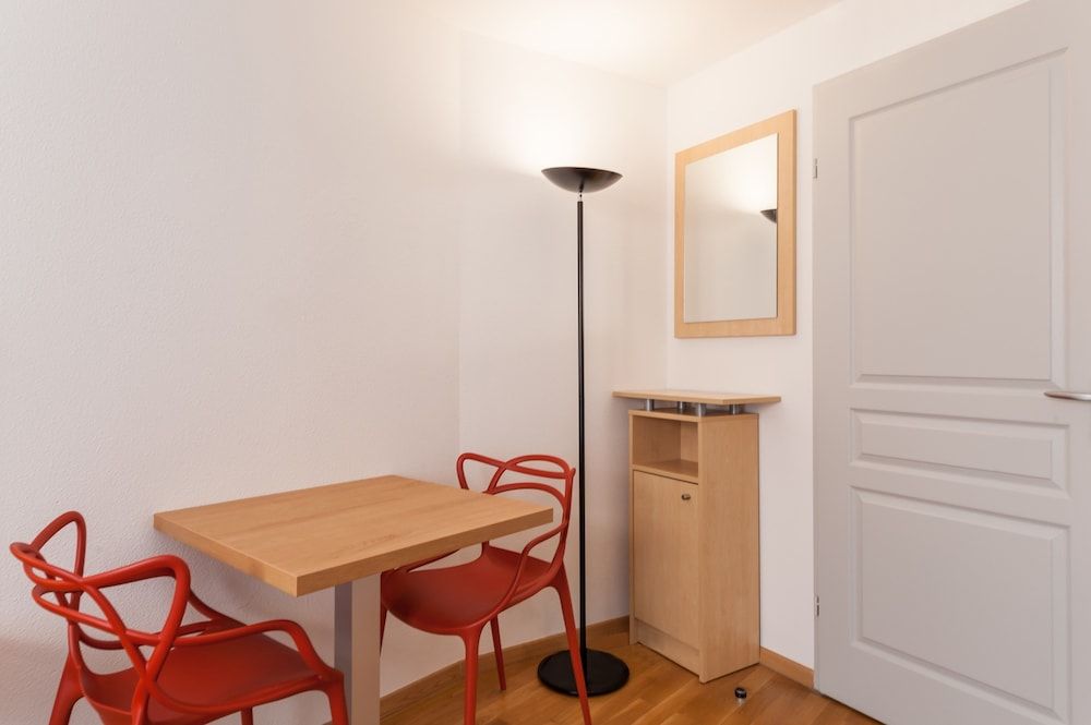 Residhotel Vieux Port 3