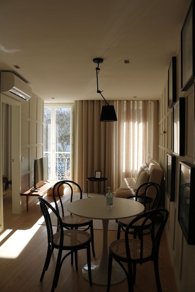 Villa Graça - Hostels and Apartments