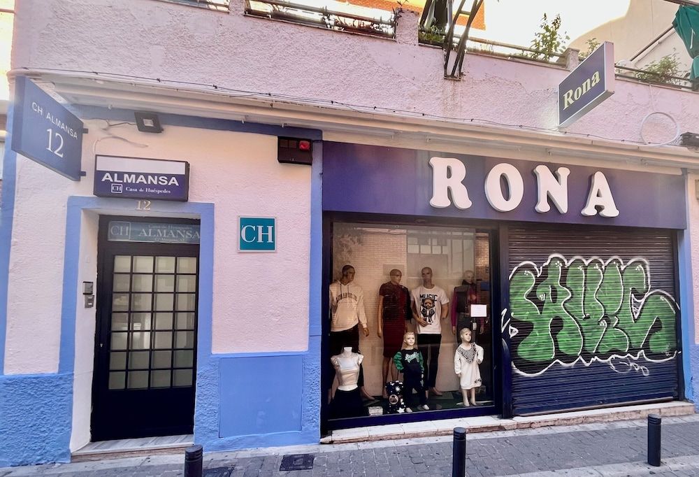 Hostel Almansa 1