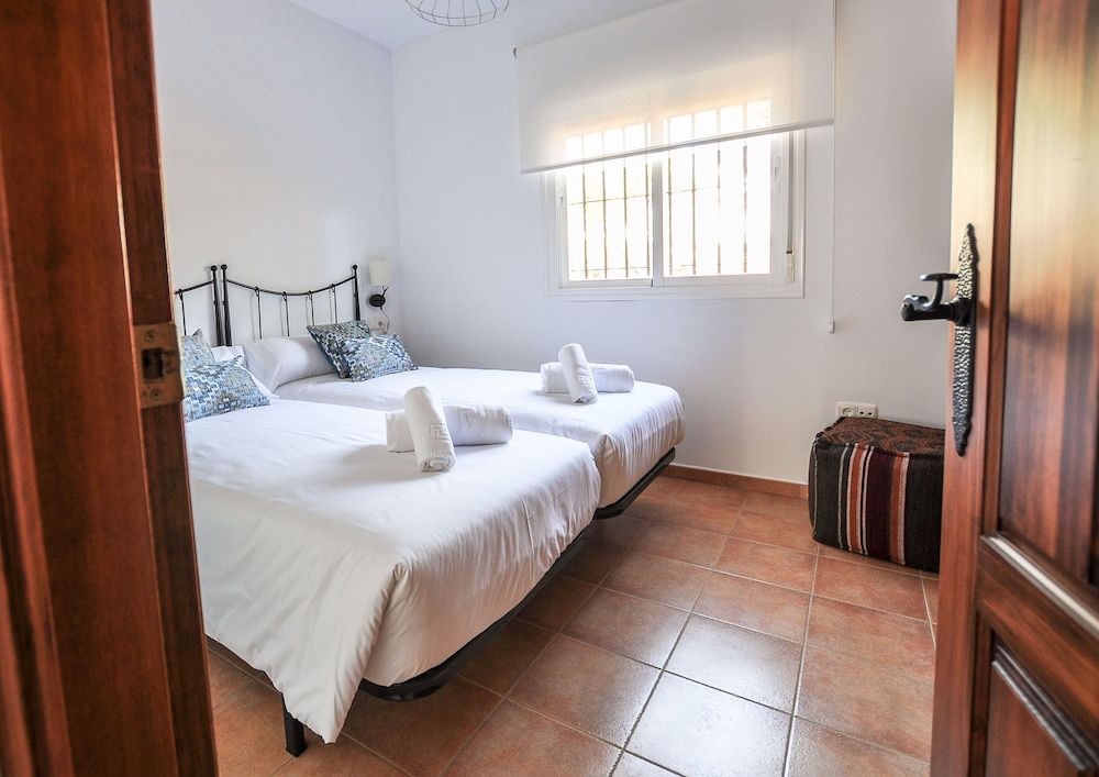 Paredones I Villa Rural Caminito del Rey 2