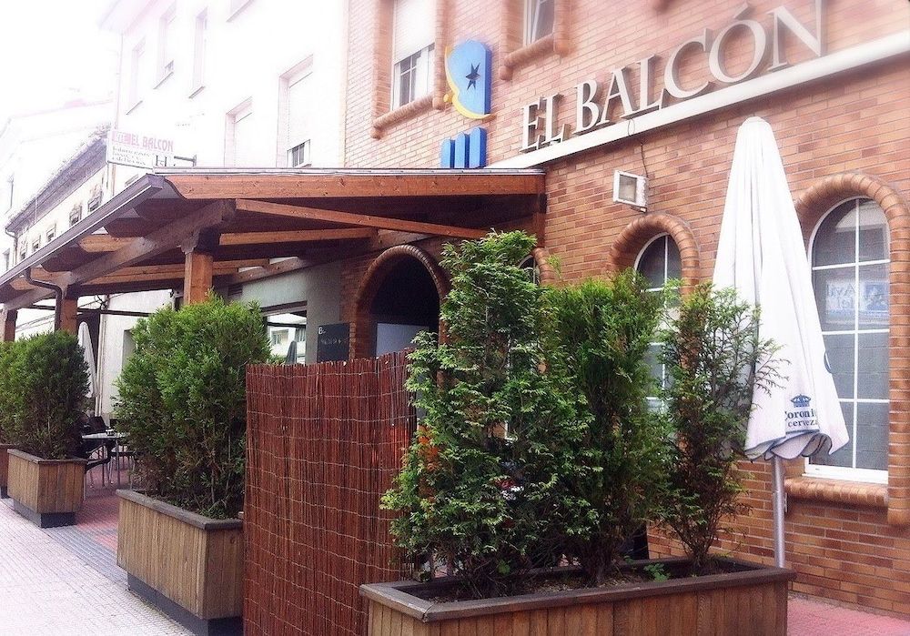 Hotel El Balcón 1 estrelas em Avilés