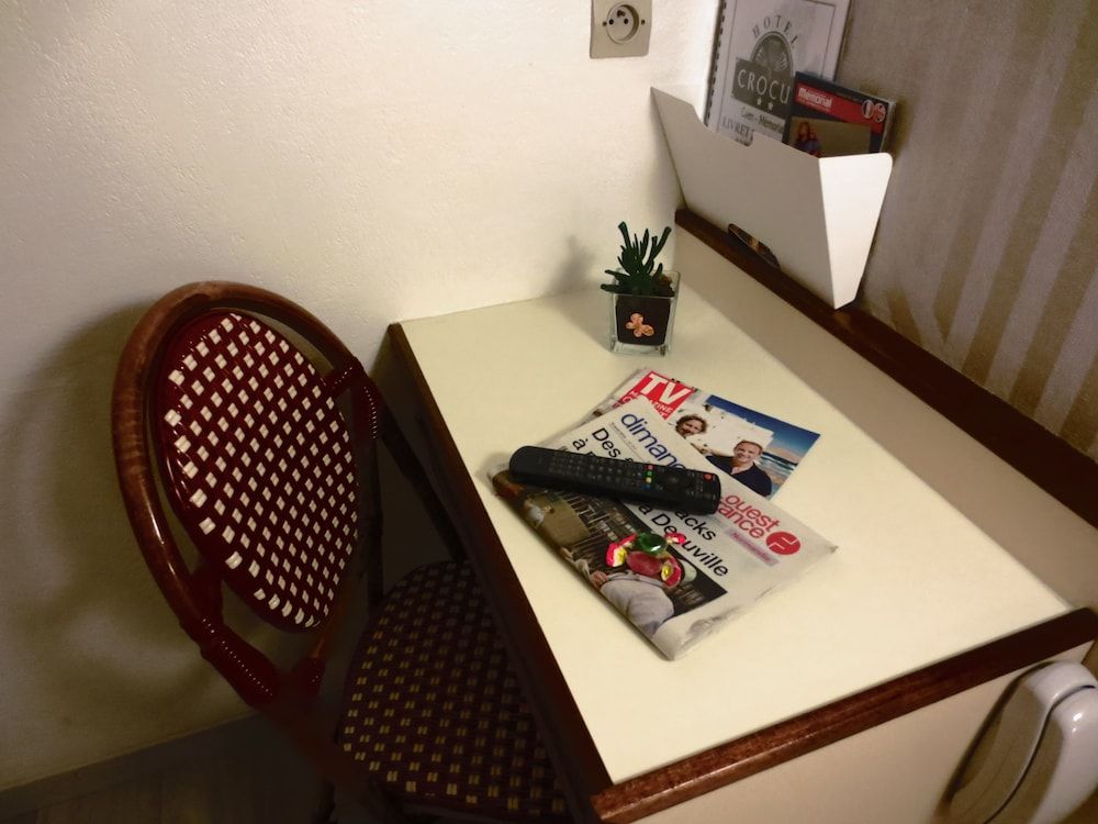 Hotel Crocus Caen Memorial 3