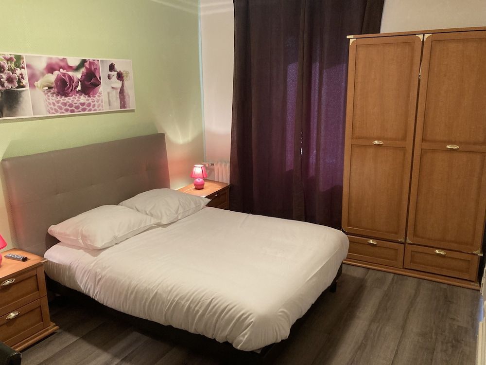 hôtel Aigle d'or 3 estrelas em Thiers