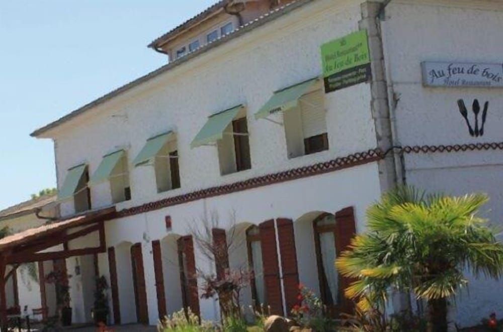 Hotel Au Feu de Bois 2 estrelas em Orthez
