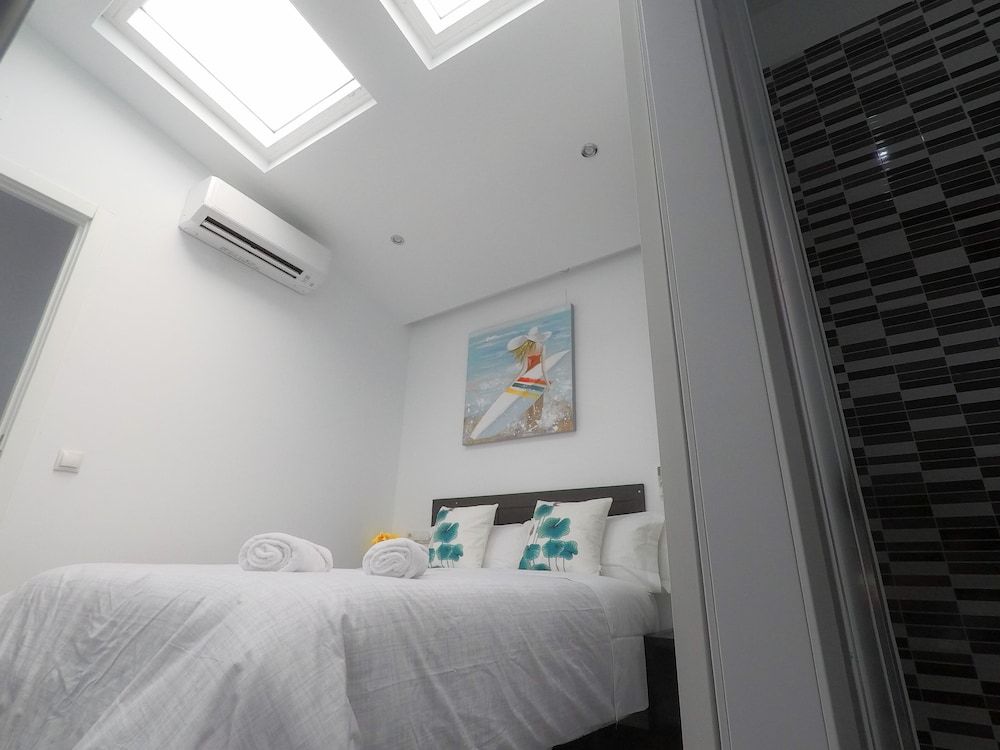 AYZ Frailes - Auto check-in property 2