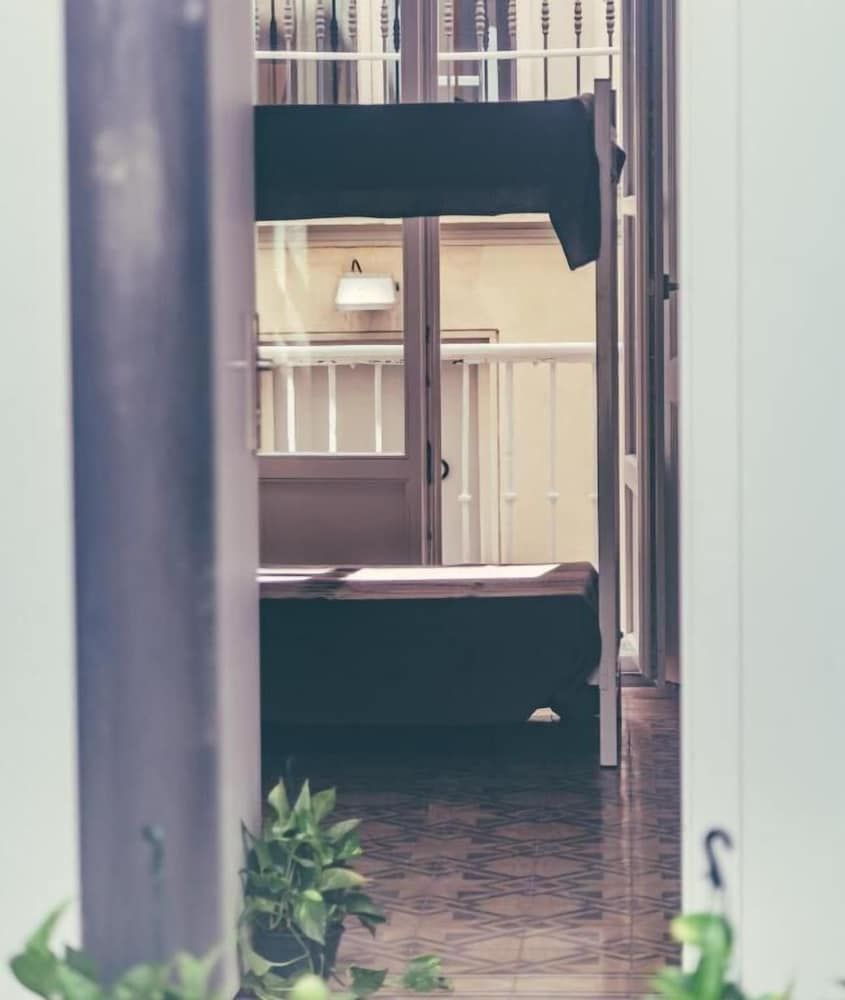 South Hostel Cádiz 3