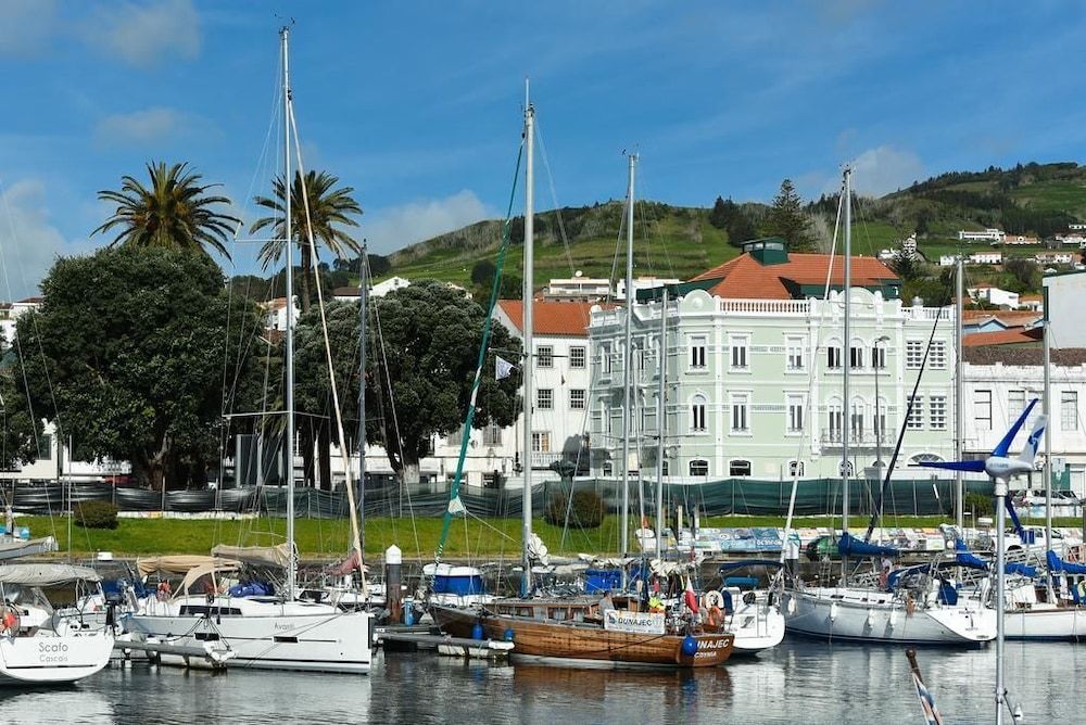 Internacional Azores Boutique 1