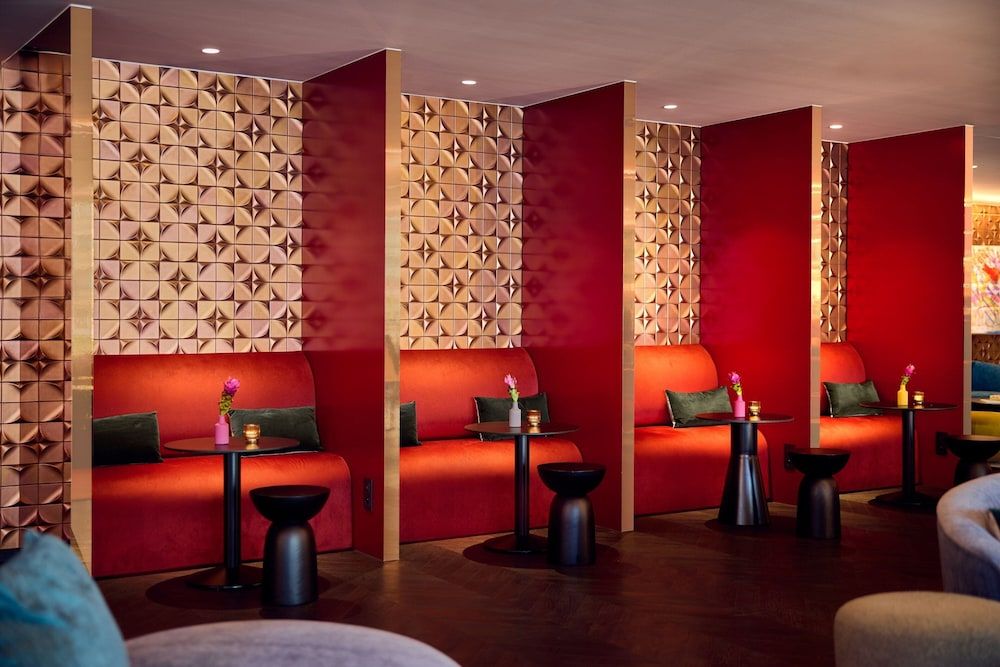 Cardo Brussels, Autograph Collection 2