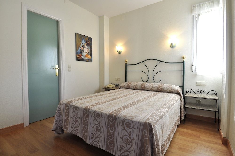 Hotel Apartamentos Aralso Sotillo 2