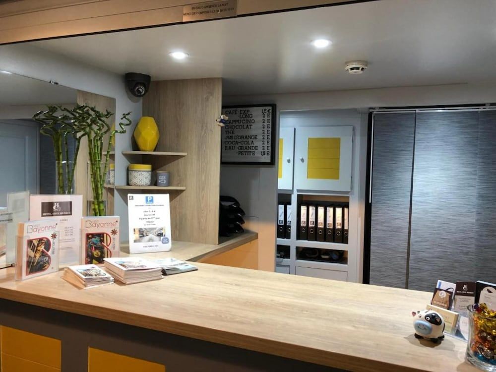 Hôtel Côte Basque 3