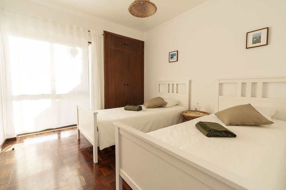 Ericeira Paradise House & Suites 3
