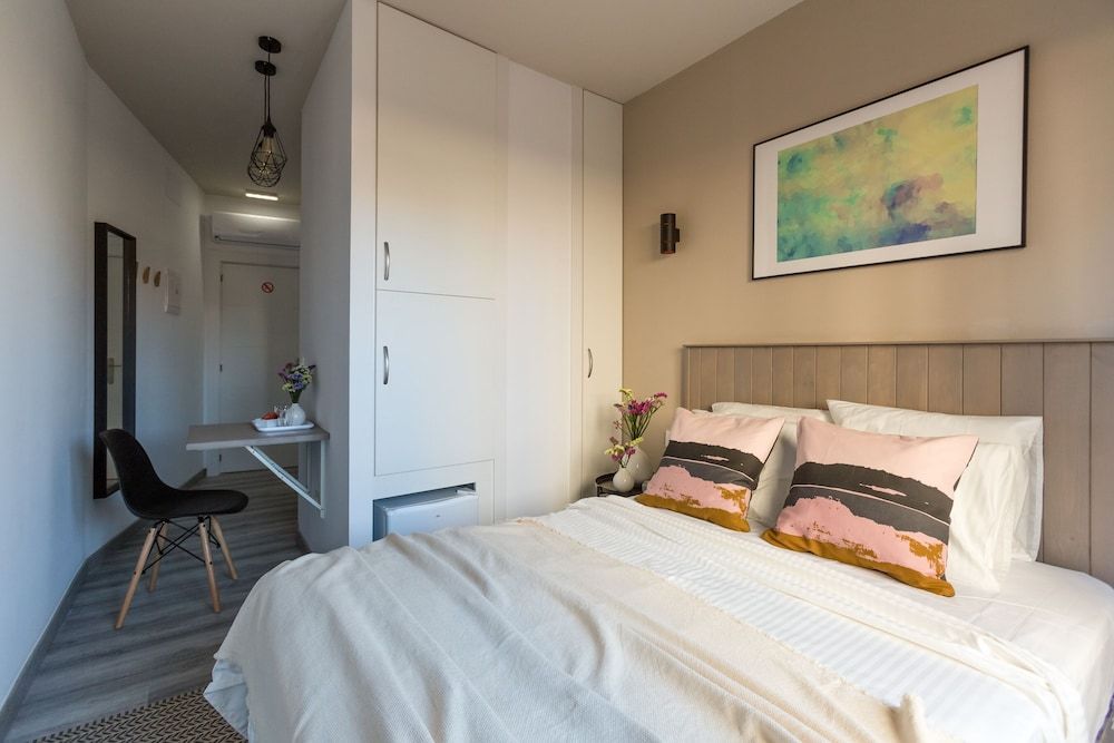 Hostal 12 El Campello 3