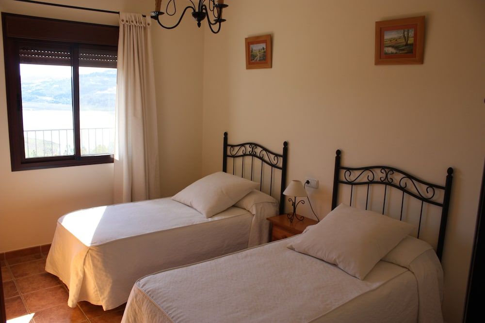 Alojamientos Huetor 2