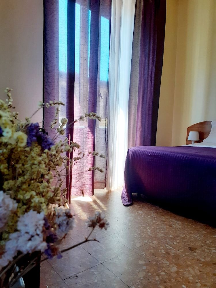 Novella Italy 1