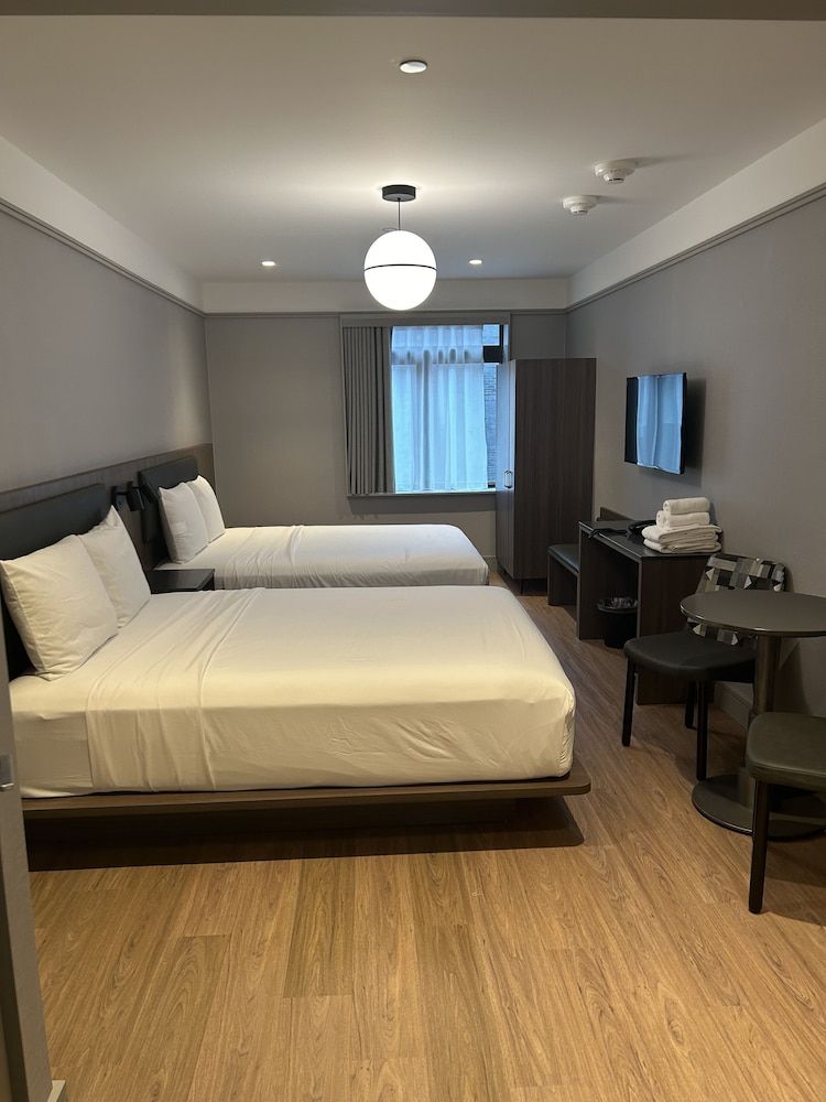 Melrose Hotel 3