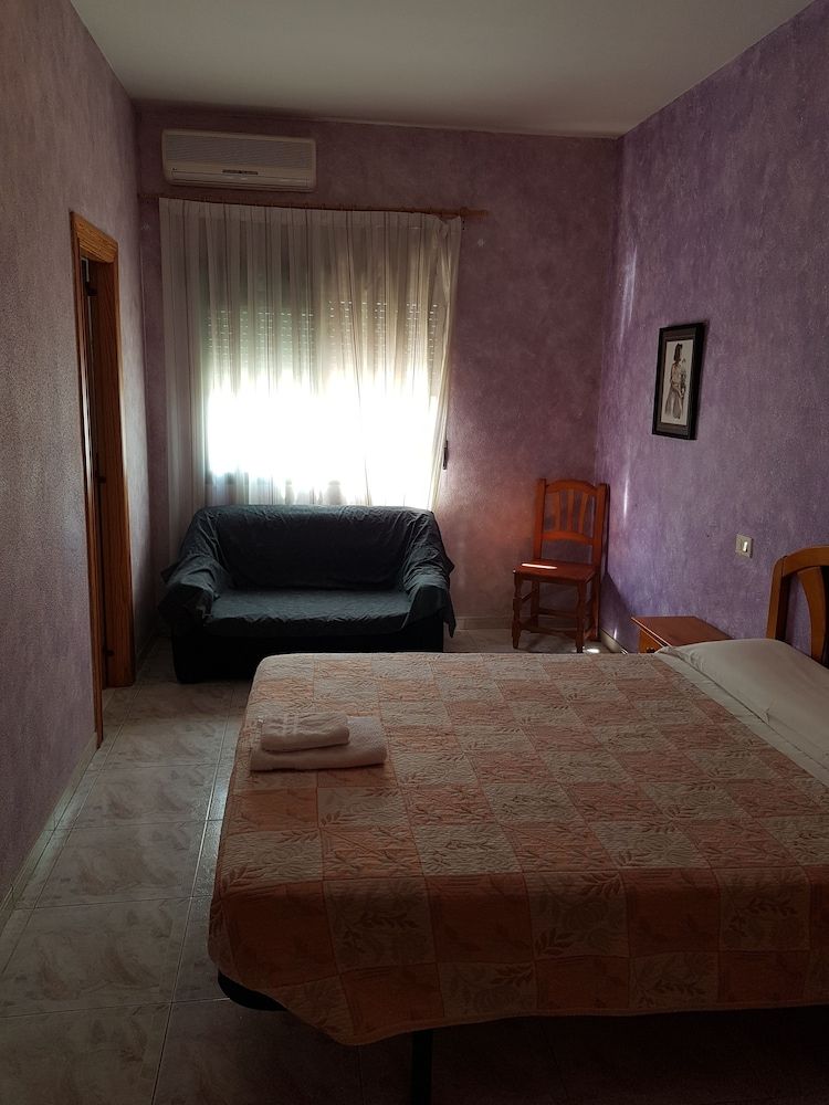 Hostal el Paso 2