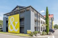 B&B HOTEL Bordeaux Mérignac HOTEL de Ville+Parcours permanent + Dégustation au Belvédère