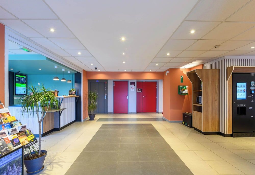 B&B HOTEL Compiègne Thourotte 2