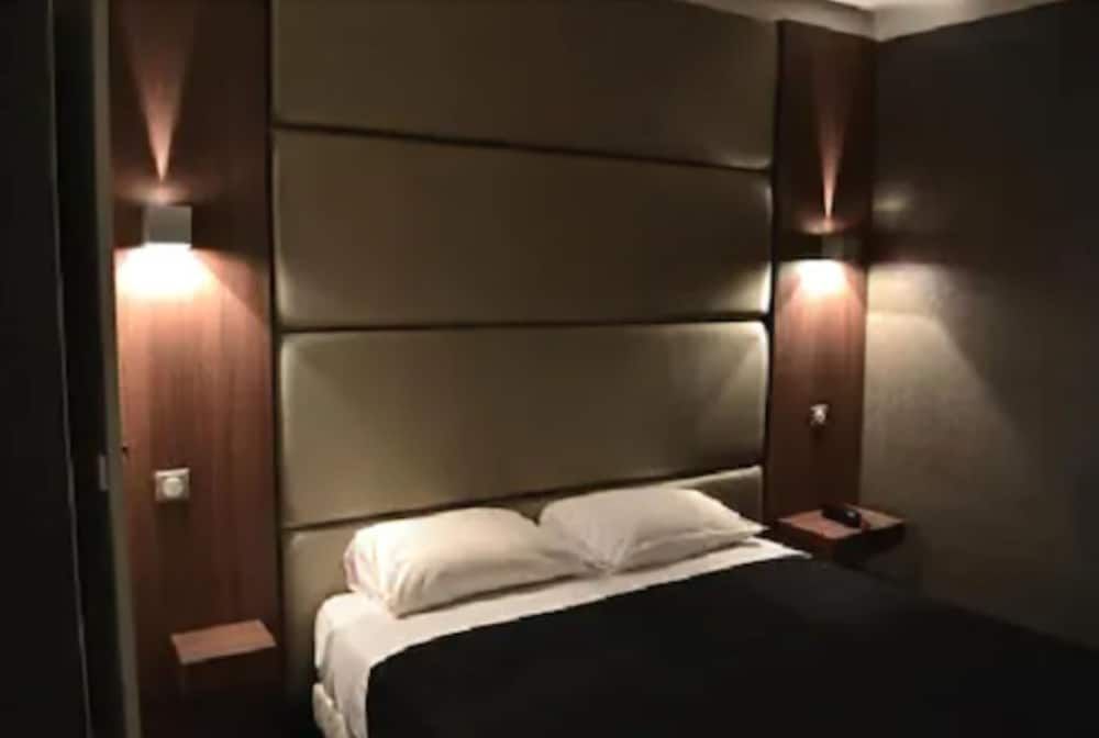 Hotel Schtak 3 estrelas em Cannes
