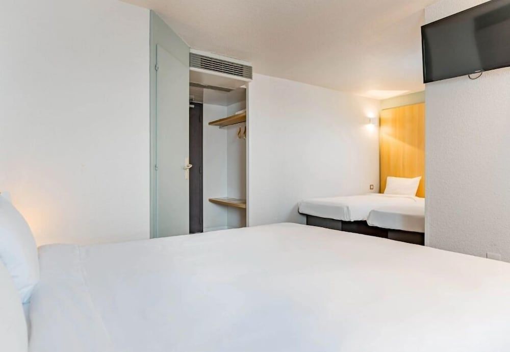 B&B HOTEL Chatellerault 3