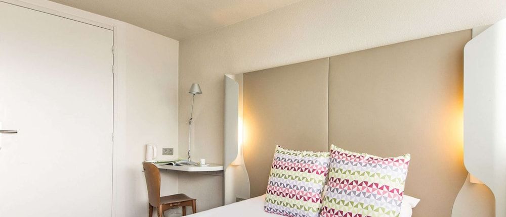 Hotel Campanile Orleans Ouest - La Chapelle St Mesmin 3 estrelas em La Chapelle-Saint-Mesmin