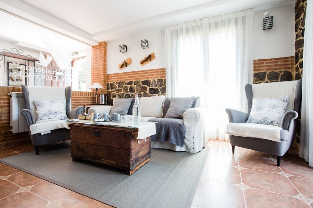 Hostal Residencia Pico de los Haces 3