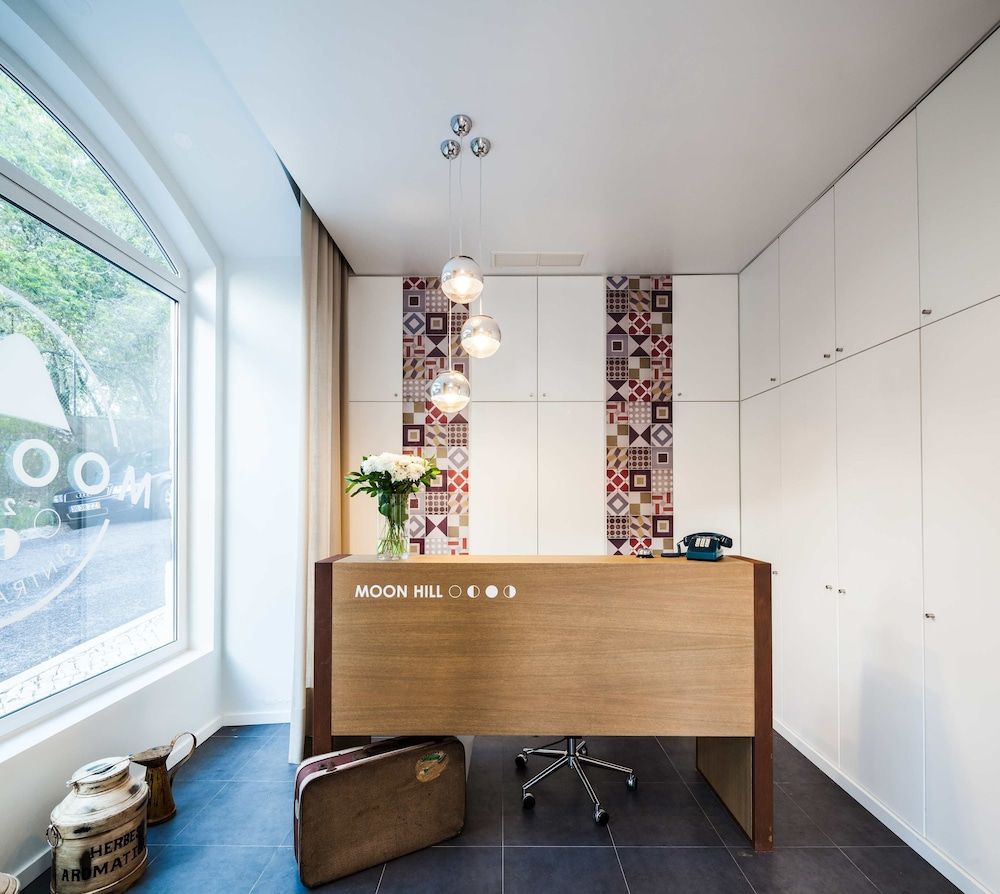 JOIVY Moon Hill Hostel 2