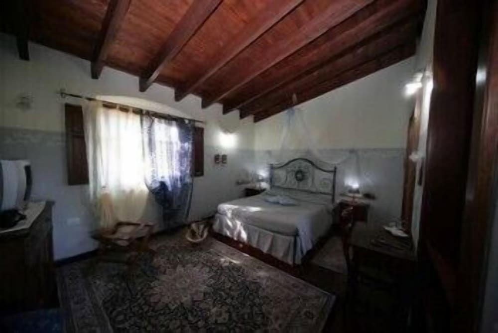 Country Hotel Mandra Edera 2