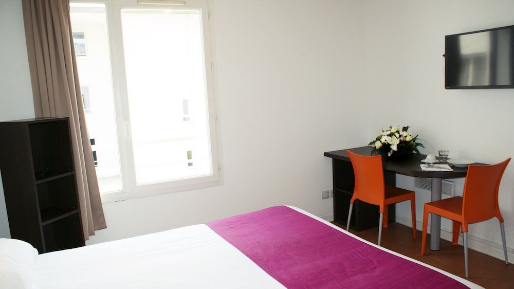 Apart'Hotel Sainte-Marthe 3