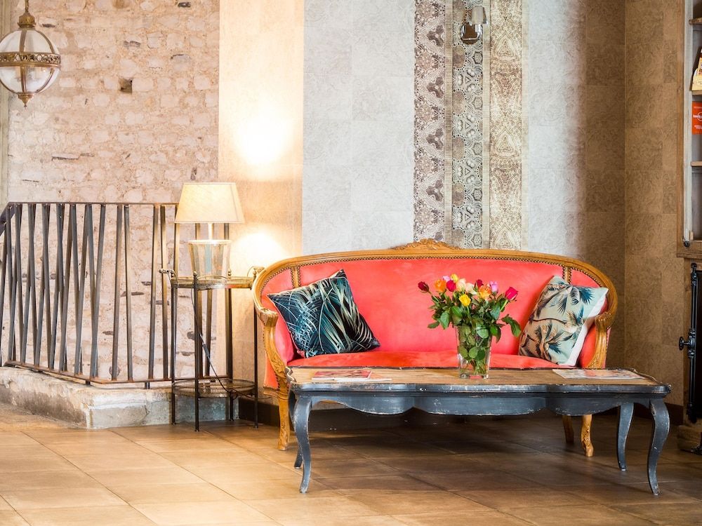 Hôtel des Basses Pyrénées 2