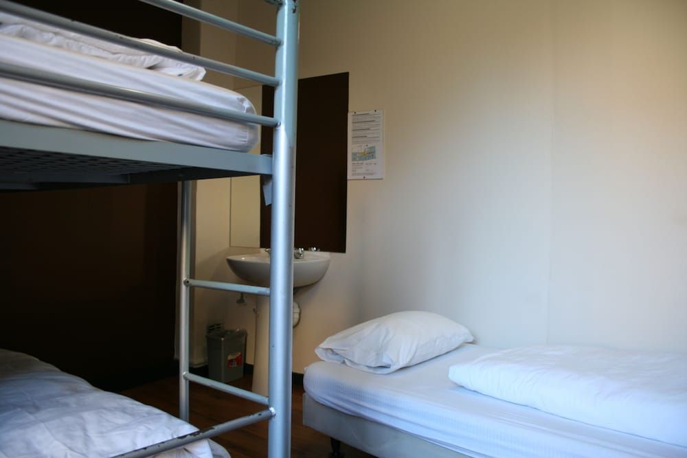 St Christopher's Inn Bauhaus Budget Hotel - Hostel 3