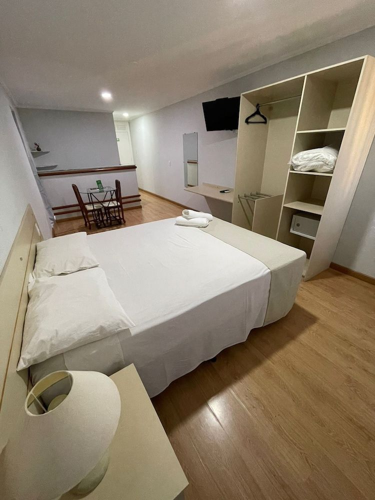 Harbor Self Buriti Suites Hotel 1