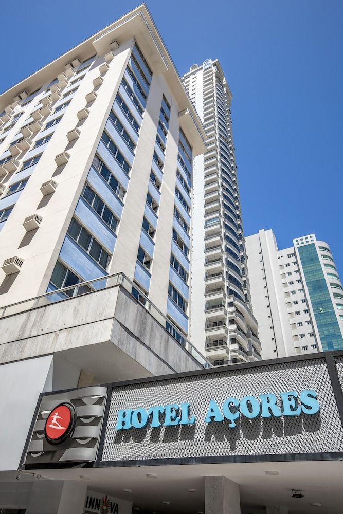Hotel dos Açores 3 estrelas em Balneário Camboriú