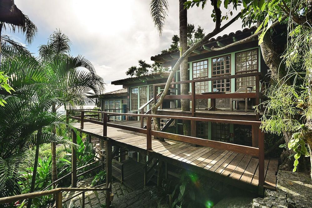 Porto Pousada Saco da Capela 1