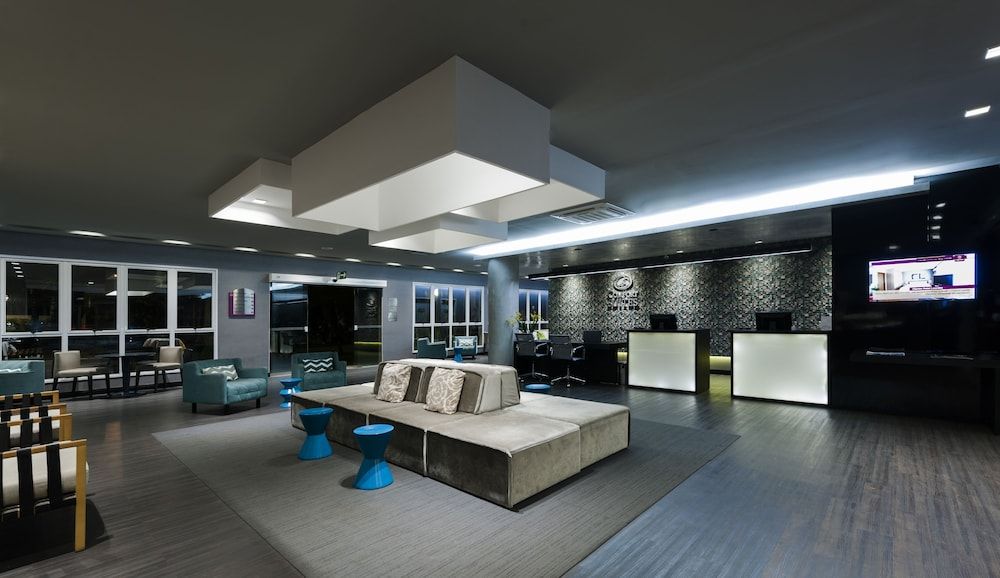 Comfort Suites Flamboyant 3