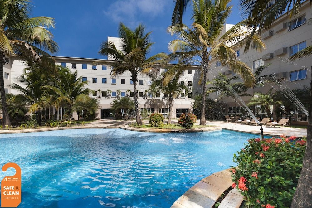 Comfort Suites Flamboyant 1