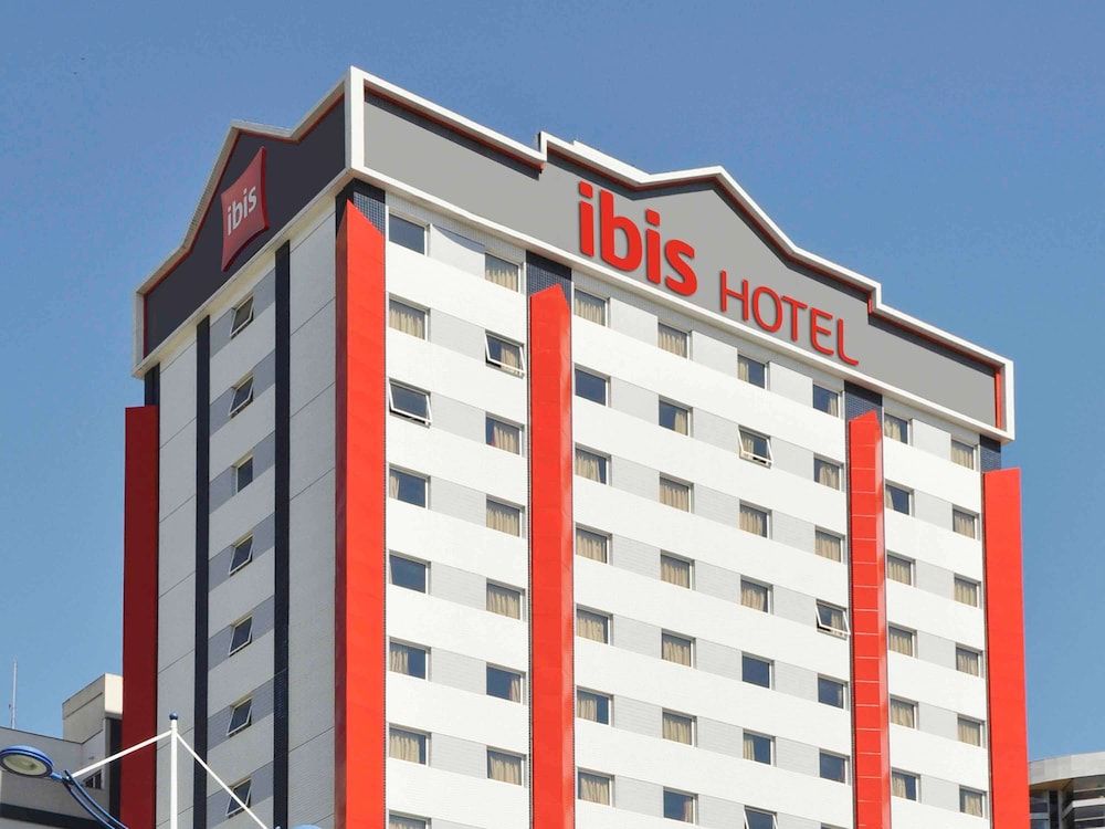 ibis Vitoria Praia Do Canto 3 estrelas em Vitória