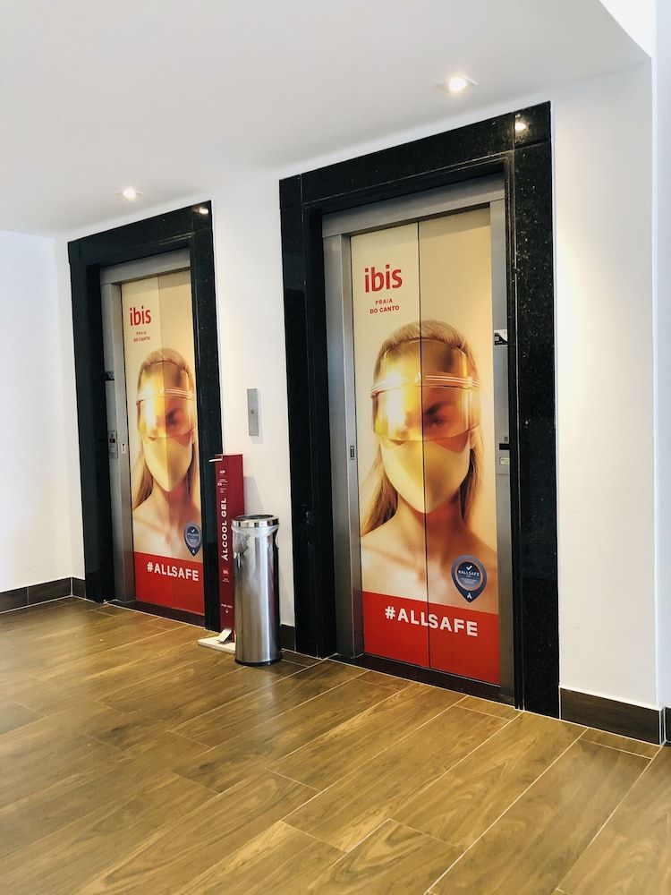 ibis Vitoria Praia Do Canto 2