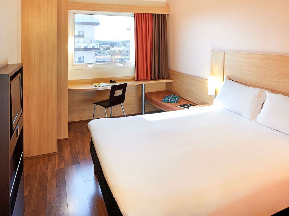 ibis Sao Carlos 3