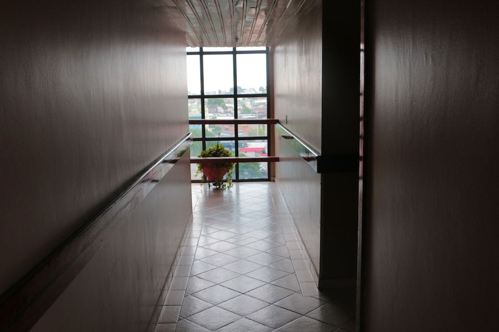 Taj Mahal Continental Hotel 3