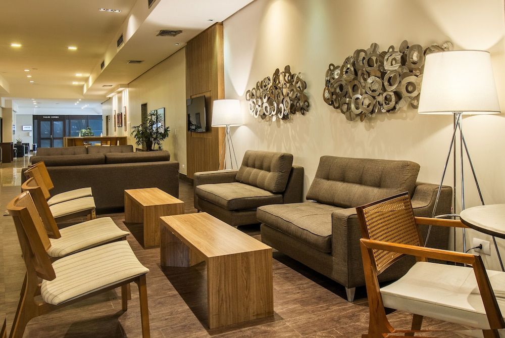 Hotel Deville Business Maringá 3