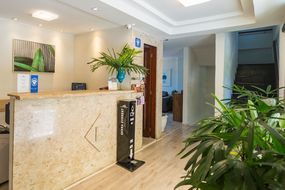 Hotel Serra Everest 3