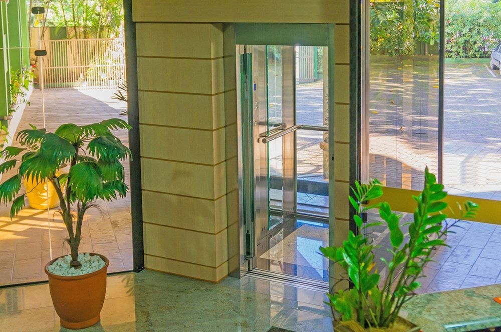 Harbor Inn Jaraguá 2