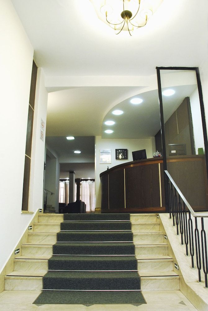 Turrance White Hotel 2